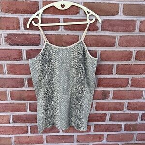 Four great camisoles, one low price. XXL-XXXL